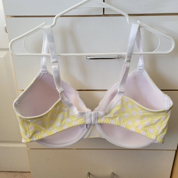 Cabernet Bra - 42DDD - Picture 2 of 5